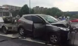 德阳车祸爆料新闻报道最新,悲剧现场细节曝光，遇难者身份确认